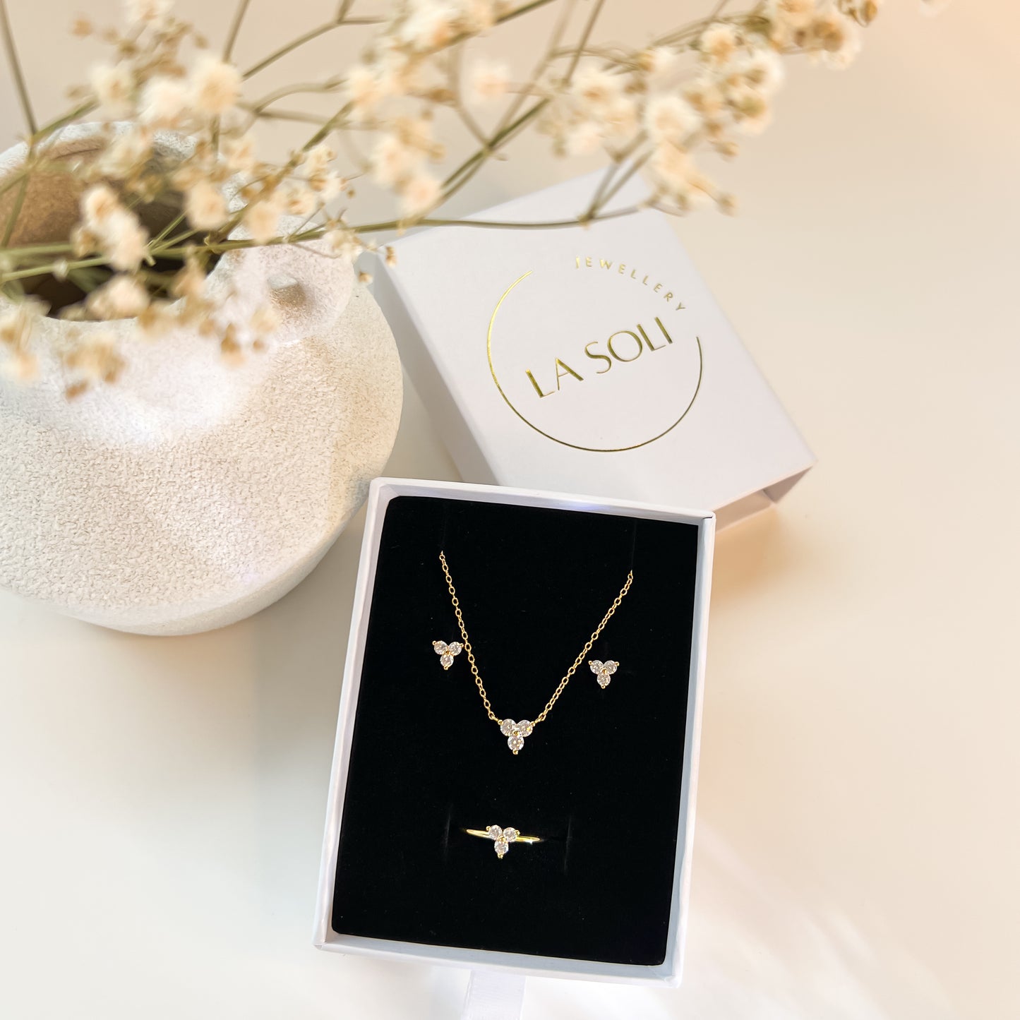 TRINITY JEWELLERY SET