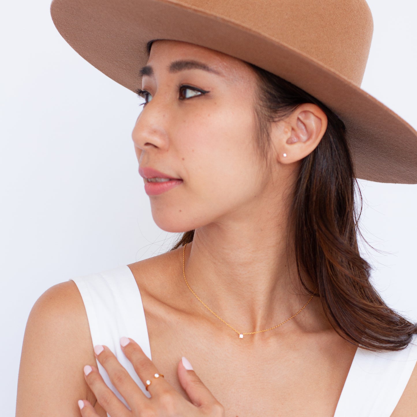 AMELIA NECKLACE