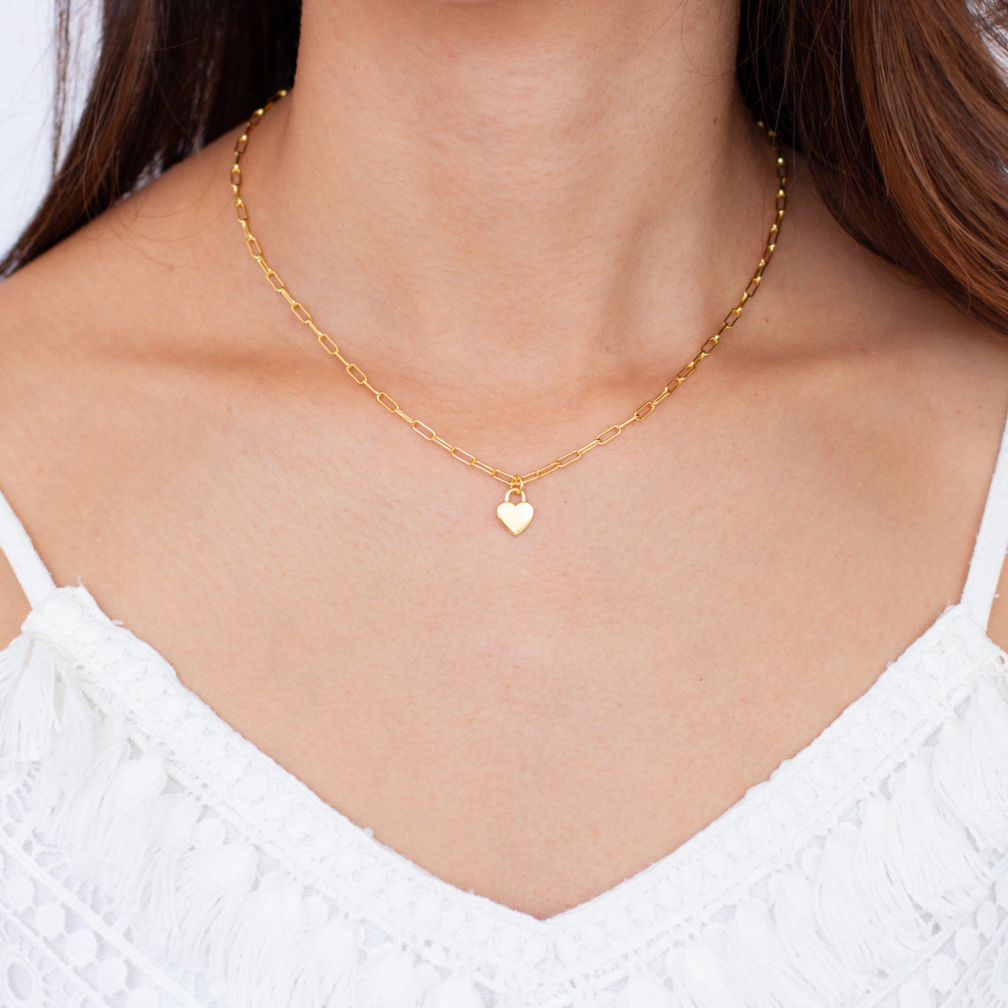 AMORA NECKLACE