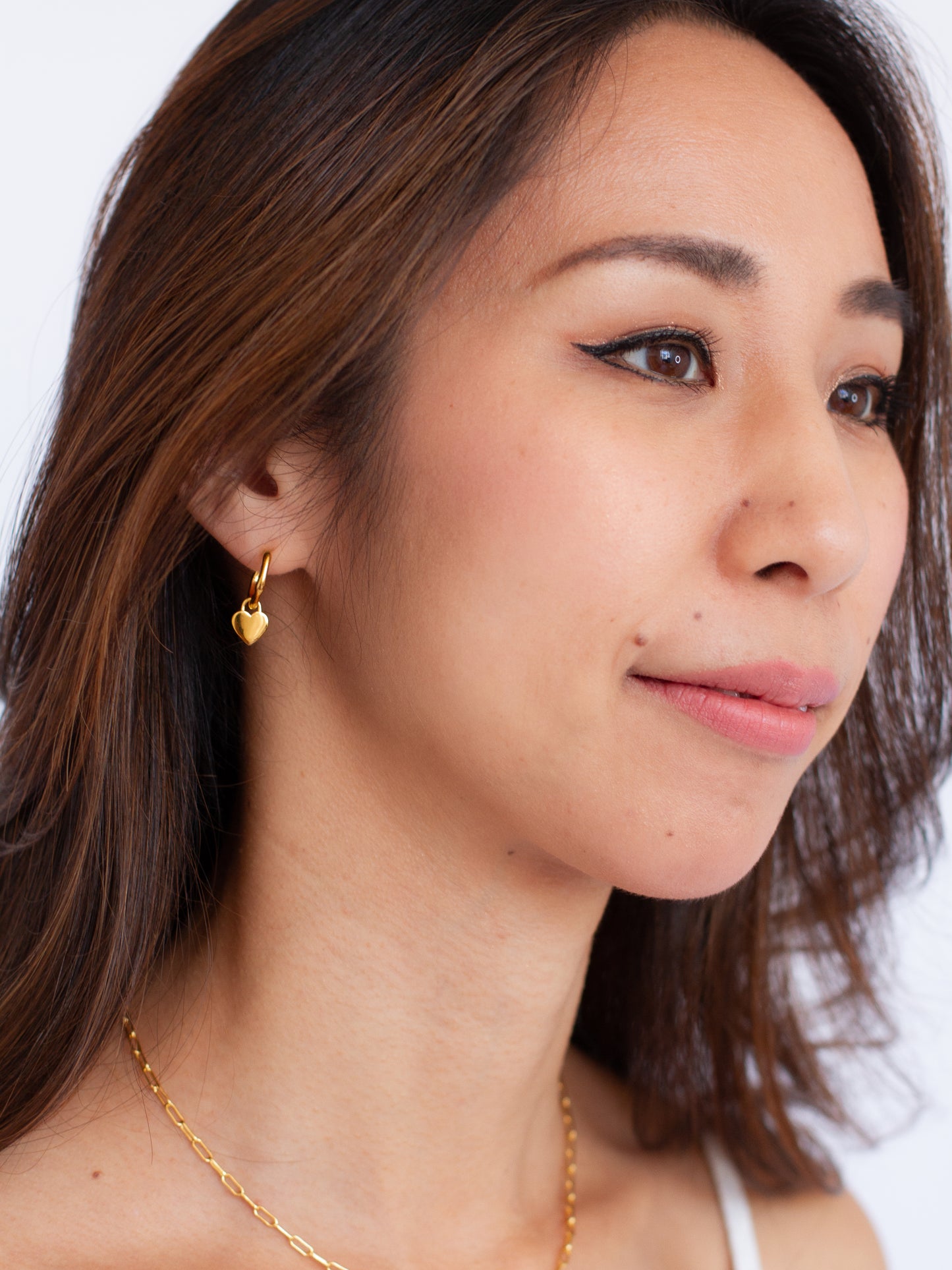 AMORA HOOPS