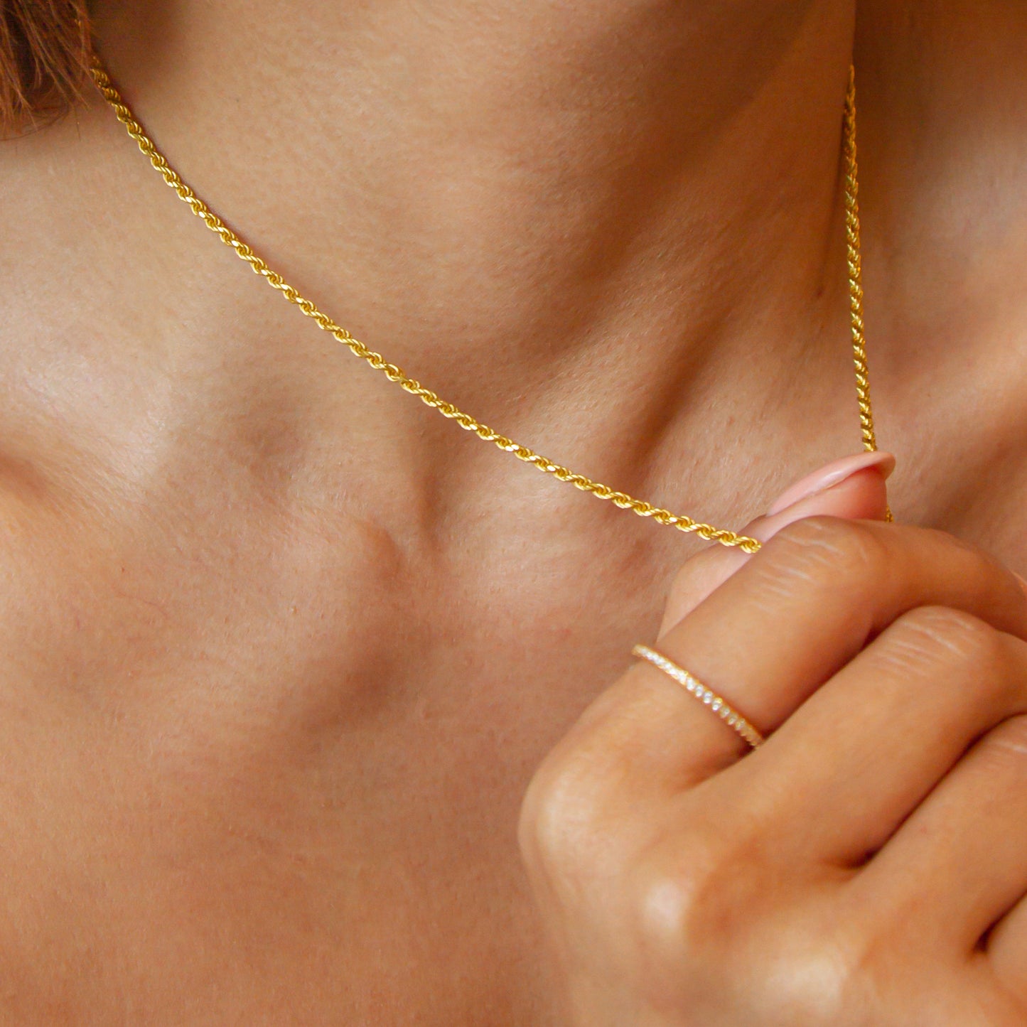 VERA NECKLACE