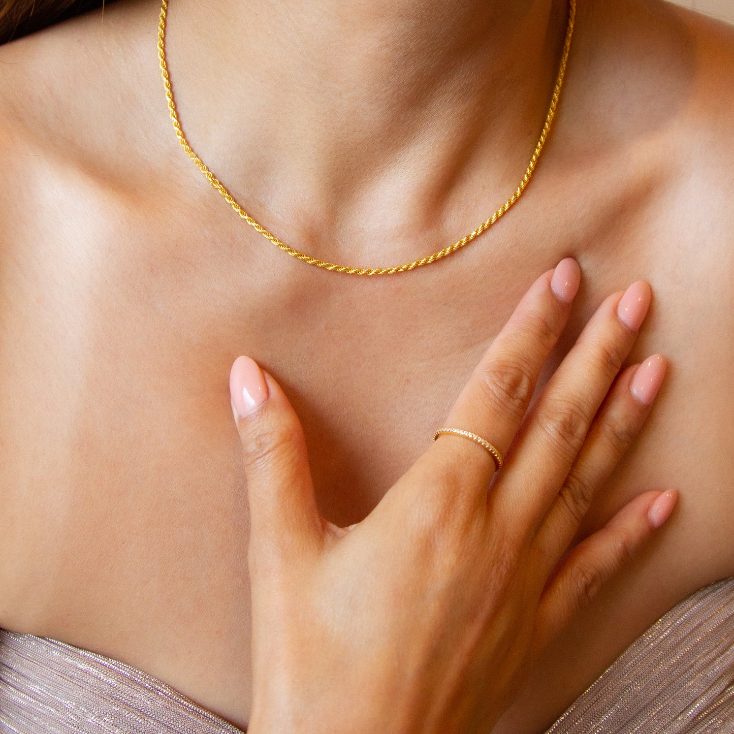 VERA NECKLACE